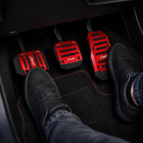 Kit Couvre-Pédales Sport Rouge – Style Moderne et Bonne Adhérence