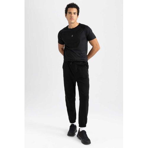 Fit Coupe Standard Jogger - Z9645AZ - Noir