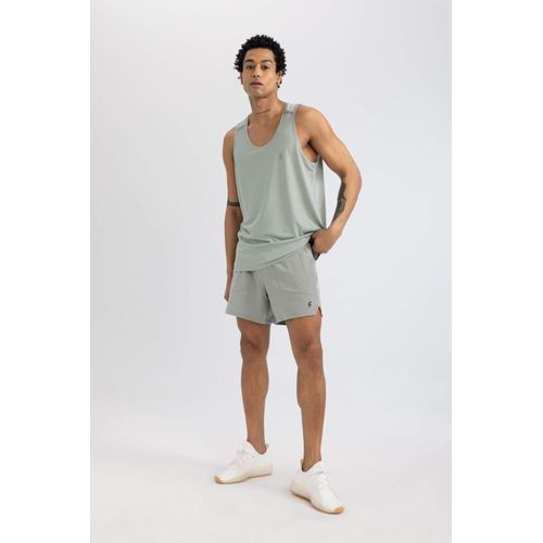 شورت رياضي سليم فيت من DeFactoFit