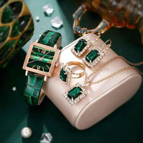 Ensemble montre et bijoux – design raffiné et coordonné