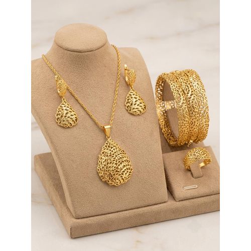 Parure de bijoux traditionnel