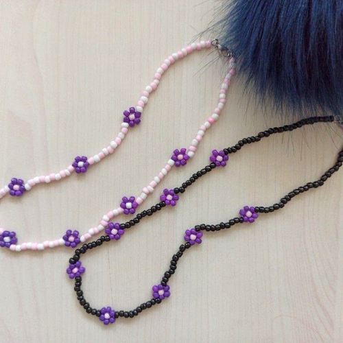 Pack de 2 Colliers Blanc et Noir & Mauve Flower Beads