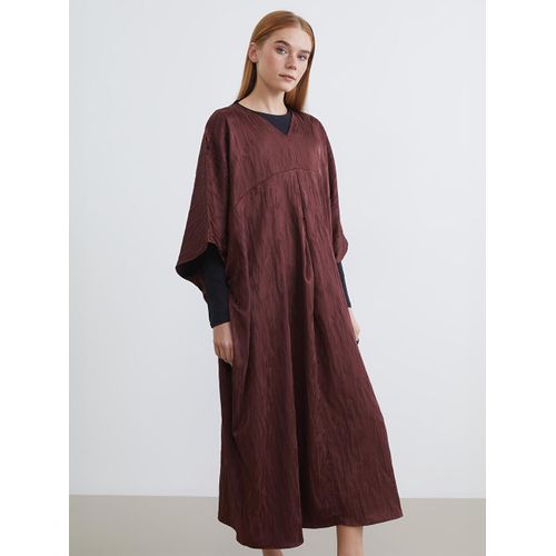 Robe à motifs à encolure en V