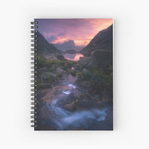 Stream of Mountain Spirits Spiral Notebook Bloc note