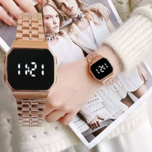 ساعة رقمية بأسلوب رجعي شيك: شاشة LED تعمل باللمس، سوار شبكي باللون الذهبي الوردي.