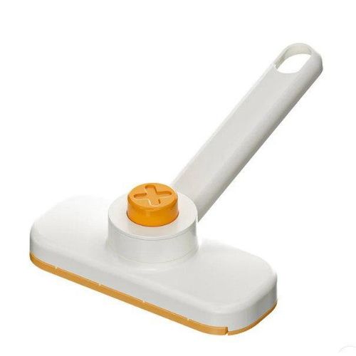 Outil innovant pour nettoyer les coins, joints et surfaces délicates