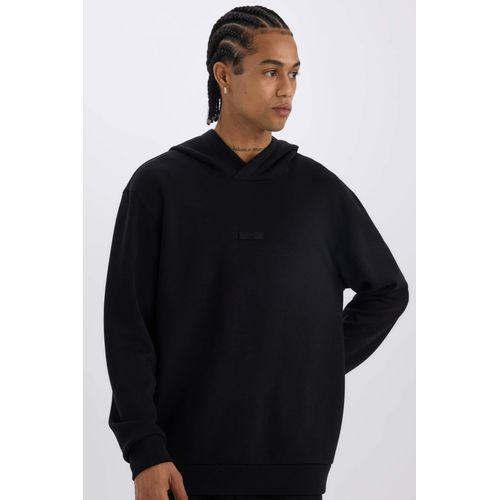 سويت شيرت قصة عادية بغطاء للرأس