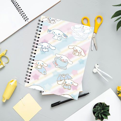Bloc-notes, A5, 13.97X21.08 cm, 50 pages, Sanrio avec des lapins blancs dans différentes poses (tenant des baguettes, avec