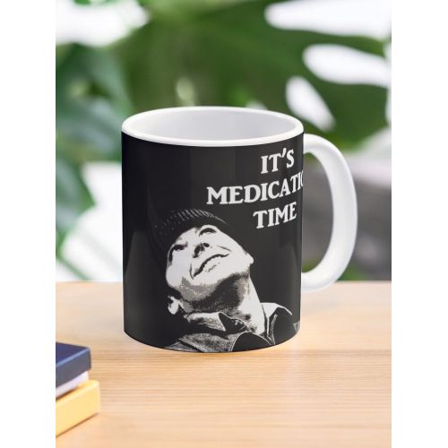 Temps de médication (pour le fond foncé) Mug classique