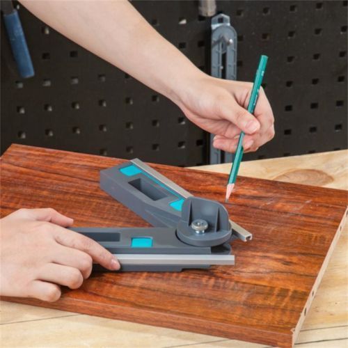 أداة قياس ونقل الزوايا