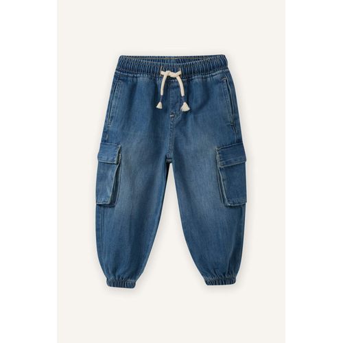 سروال جينز جوجر فيت بجيب كارجو