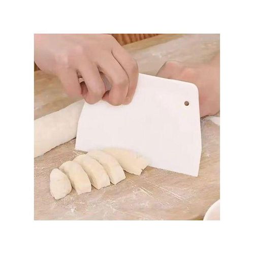 Raclette Coupe Pâte Polyvalente pour la boulangerie maison