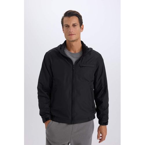 Jacket imperméable à col montant et fermeture zip Coupe régulière