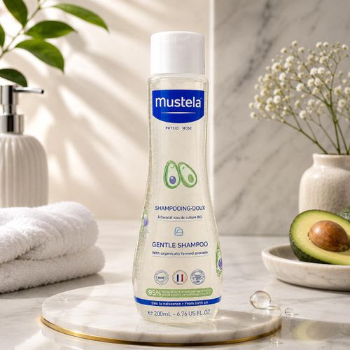 Shampoing Nourrissant Bébé – Cheveux Doux & Cuir Chevelu Protégé