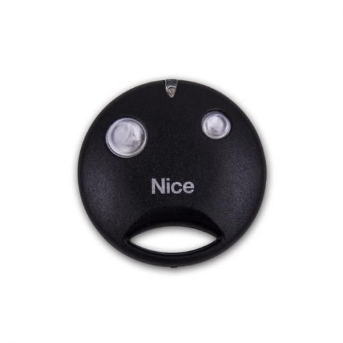 فتحت باب المرآب اللاسلكي نيس SMILO بجهاز تحكم عن بعد