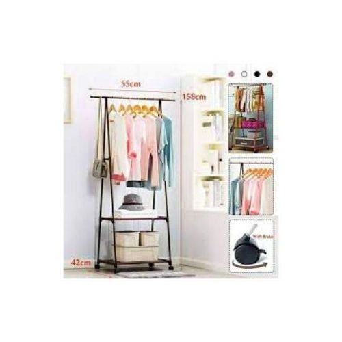 حقيبة ملابس سوداء مدمجة – تصميم عملي وأنيق