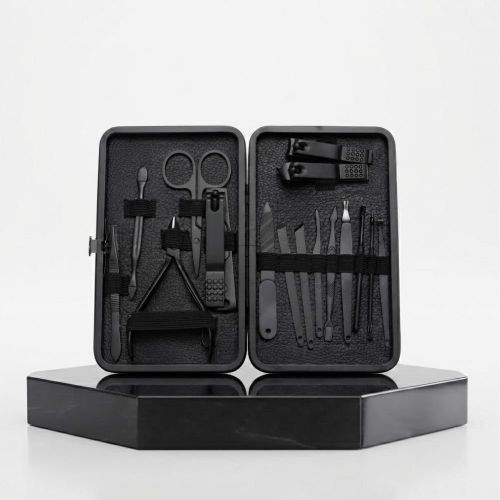 Kit Professionnel de Manucure et Pédicure - Couleur et designe aleatoire