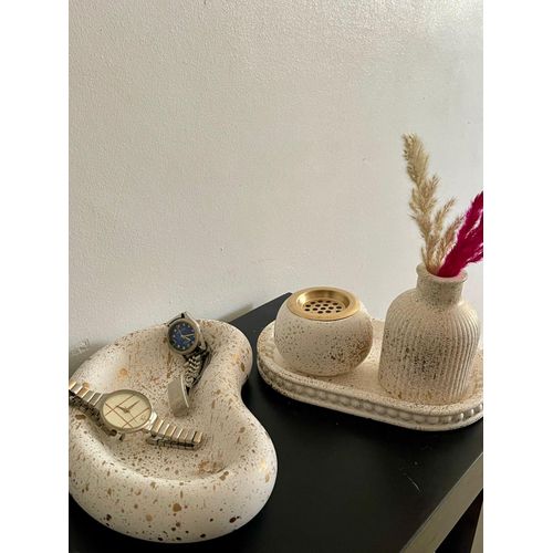 طقم فازة + حامل مجوهرات + مبخرة مع زهور مجففة ملونة بعرض خاص، قطع عملية وزخرفية أنيقة وفاخرة جدًا.