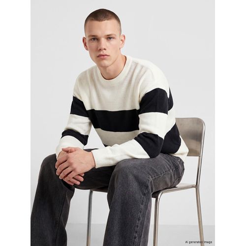 Pull-over en maille à rayures à col rond pour homme