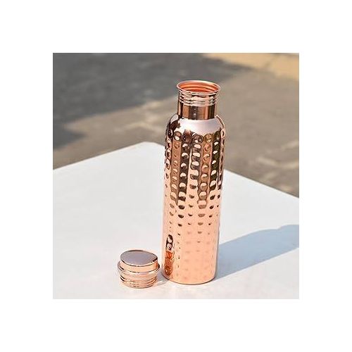 Bouteille en Cuivre Pur Martelé – Santé & Élégance