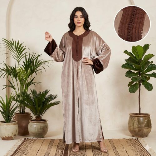 Gandoura Femme marron – Tradition Marocaine Élégante