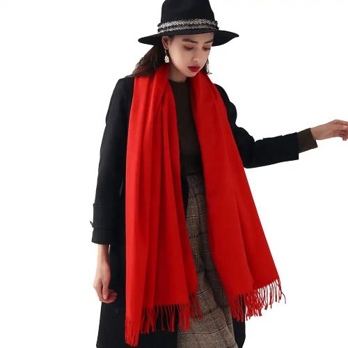 Écharpe Anime Mikasa Rouge – Look Iconique & Hiver Chaud