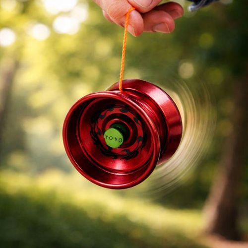 يويو لعب واقتناء مستوحى من The Amazing Spider-Man بتصميم أحمر معدني متوازن مع محور أخضر ونقشة رسومية، دوران سلس لتعلم الحركات وتحسين التناسق والتركيز، فكرة هدية للأطفال من عمر 3 سنوات فأكثر