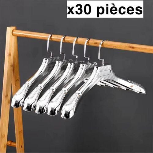 30 Cintres en plastique. .