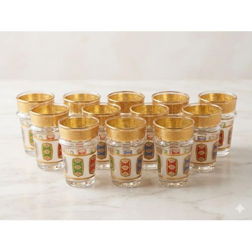 Lot de 10 Verres à Thé Marocains Traditionnels – Cristal de Haute Qualité avec Dorure Royale et Motifs Colorés – 150ml
