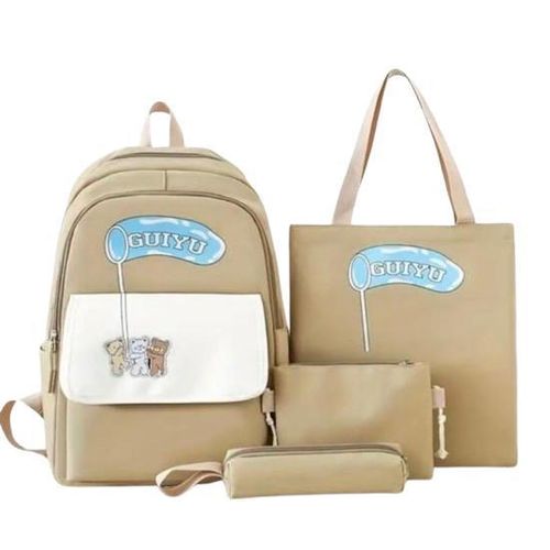 Ensemble de quatre pièces harmonisées