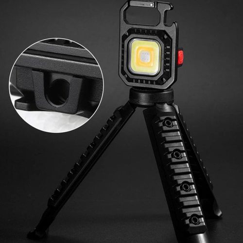 Eclairez Tous Vos Travaux avec Cette Lampe LED Portable