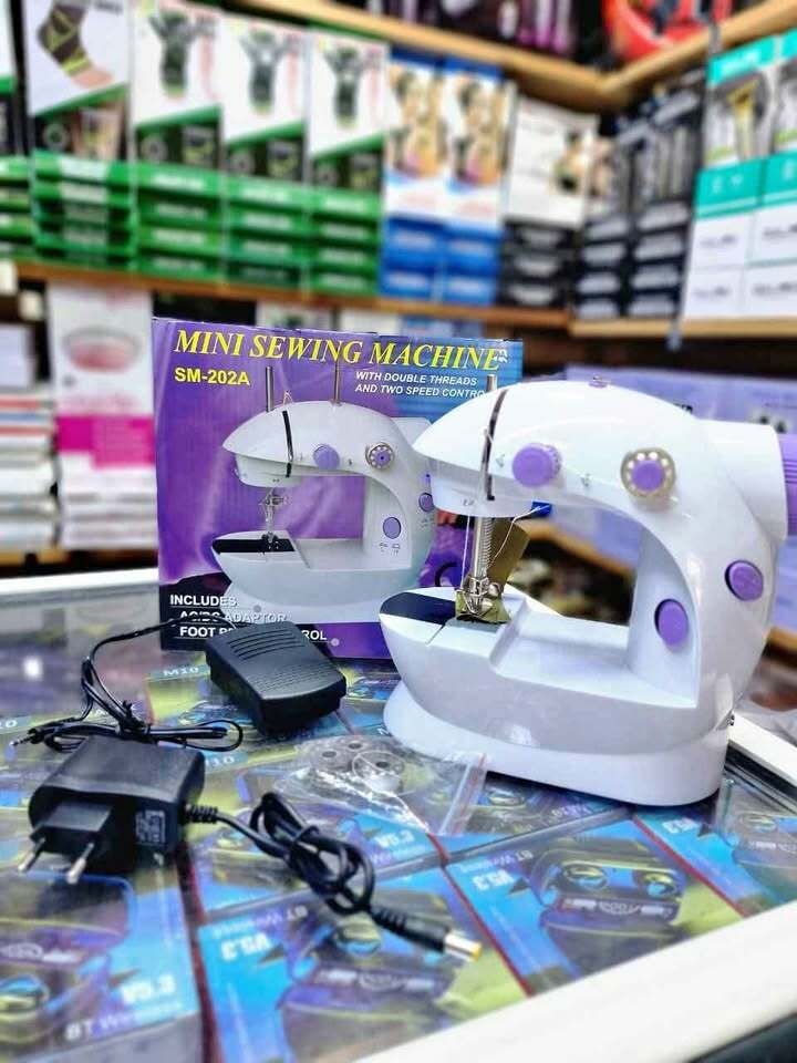 Photo de produit de Mini sewing machine
