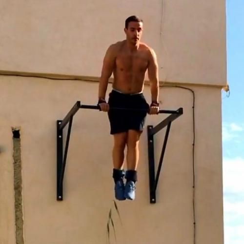 قضيب سحب مثبت على الحاءط