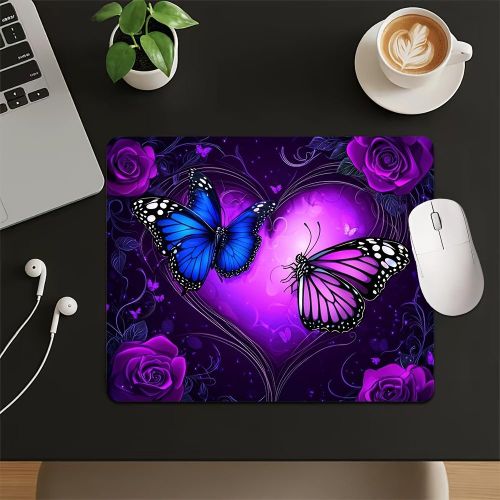 1pc Tapis de Souris -Dérapant Petit & Tapis de Bureau Compatible pour PC Gaming/Bureau - Base Mignonne Violette avec Cœur/Papillon, Base en Caoutchouc Épais &, Protecteur de Clavier d'Ordinateur Portable (Tapis de Souris)/ Cadeau Idéal pour les Joueurs