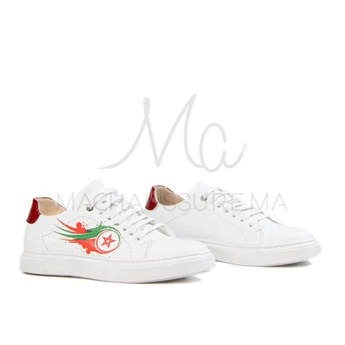 CAN – Baskets en Blanc