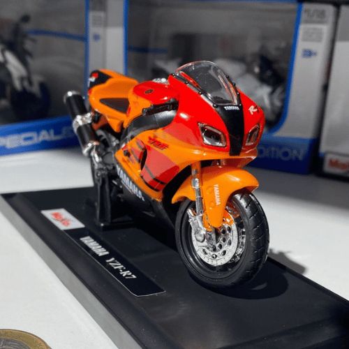 motor YAMAHA YZF R7 ,collection,MotocyclismeClassique,Motos Anciennes,,Motos classiques,Collection de motos,Motos Rétro,Motos Motos anciennes, histoire de la moto,Maisto,Modèle de moto à collectionner, jouets de motocross en alliage,