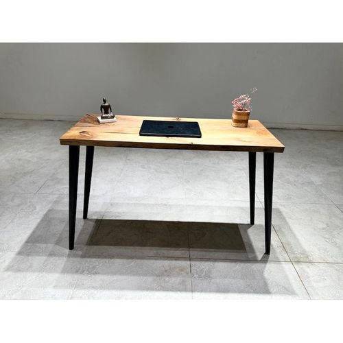 Table de bureau en bois