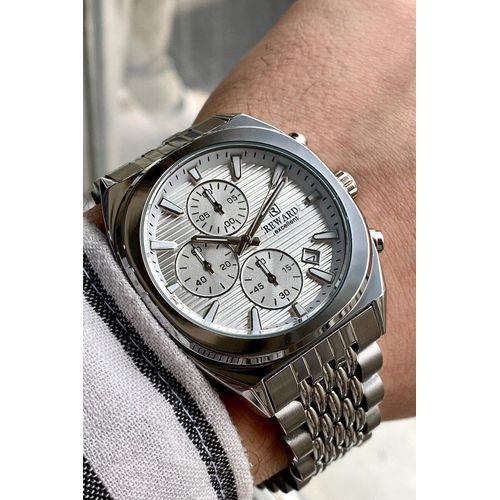 Montre Sport Homme Chronographe Boîtier Coussin Cadran Texturé Bracelet Acier Argenté – Collection Signature