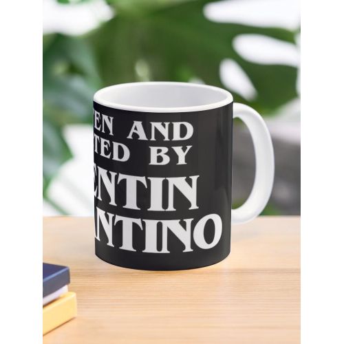 Written and Directed by Quentin Tarantino Mug classique
