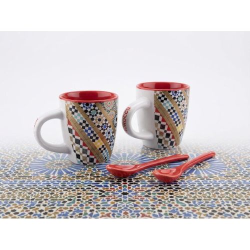 Idée Cadeau Parfaite : Duo de Tasses avec Cuillères et Couleurs marron Captivantes