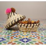 product_image_name-Generic-Panier Décoratif Artisanal – Mini Boîte avec Pompons Colorés-1
