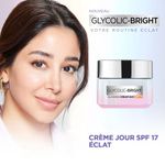 product_image_name-L'Oréal Paris-كريم يوم جل كوليك - مضيء مع SPF17 قائم على حمض الجليكوليك لبشرة ناعمة ومشرقة ومتجانسة - 50 مل-4