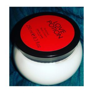 Oriflame كريم معطّر للجسم لوف بوشن 250 مل