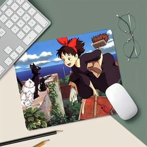 Tapis de Souris en Caoutchouc Mignon Kiki Jiji de , Base Antidérapante, Adapté pour Bureau, Étude et Jeu, Portable et Durable, Tapis de Bureau