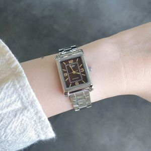 Casio ساعة نسائية بعقارب بسوار من الفولاذ المقاوم للصدأ LTP-1234DD-5ADF
