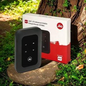 Jio  Modem 4G+ LTE WiFi Hotspot 300 Mbps haut débit stable NOIR 
