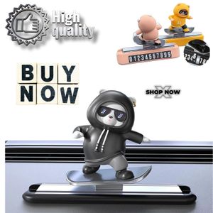 ديكورات جديدة لعداد السيارة، دب لوح التزلج، لوحة تسجيل مغناطيسية للركن، رسم كاريكاتوري للسيارة الإبداعية، ملحقات داخلية