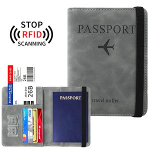 حامل جواز السفر وحامل البطاقات والمحفظة وحافظة جواز السفر ومحفظة السفر وحافظة - حجب RFID (بني)