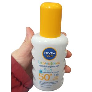 NIVEA Spray Enfant Protec t& Sensitive Spf50+ 200ml