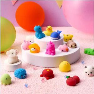 LOT de 5 mini Squishy surprises aléatoires